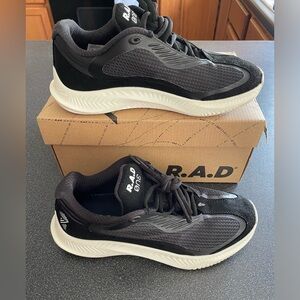 R.a.d One Global Trainer - Men’s 7 Women’s 8.5 - Black / Bright White colorway